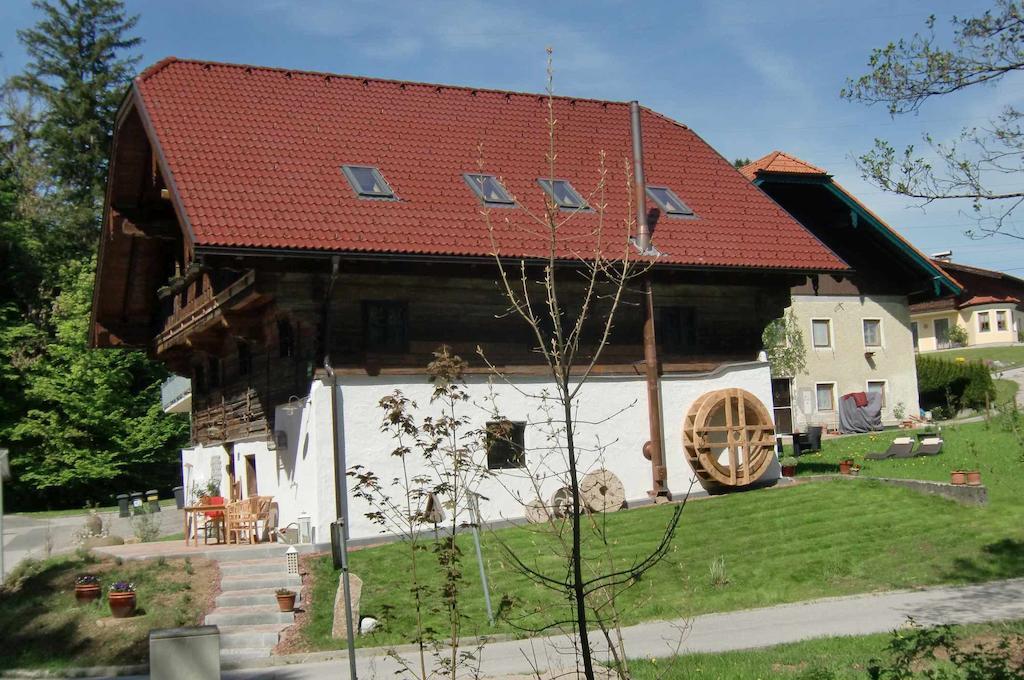 Heuholzmuehle Privatzimmer Elixhausen Exterior foto