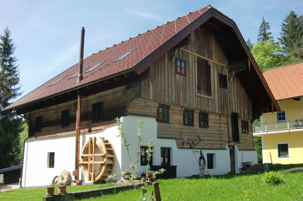 Heuholzmuehle Privatzimmer Elixhausen Exterior foto